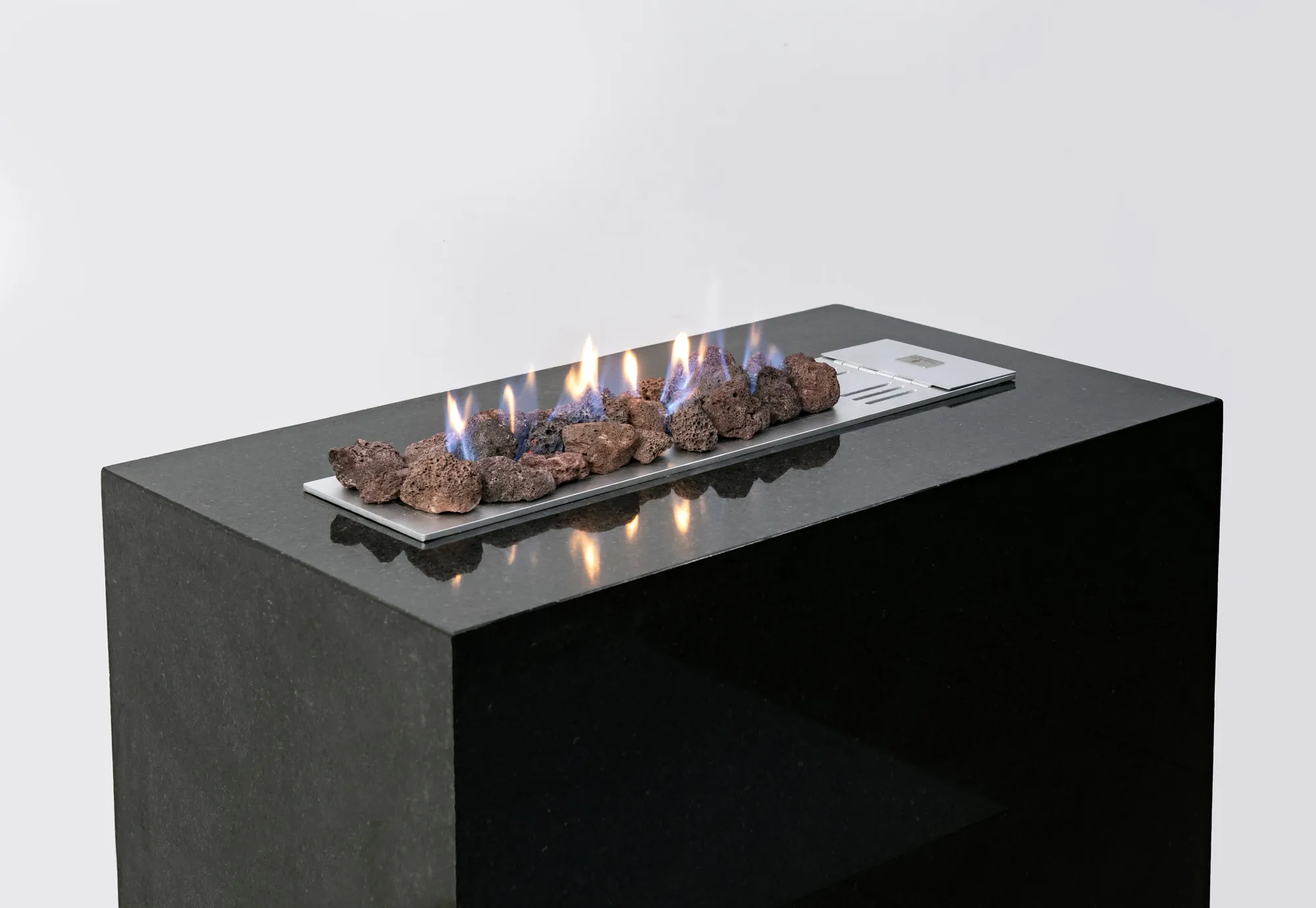 lareira_a_gas_interna_bella_aco_carbono_cinza_535_5_539eae3502aa51cd02b21697803d30de